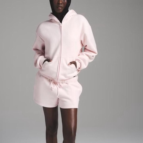 NWT Skims Pink Hooded Zip Up and Shorts Set - Picture 1 of 12